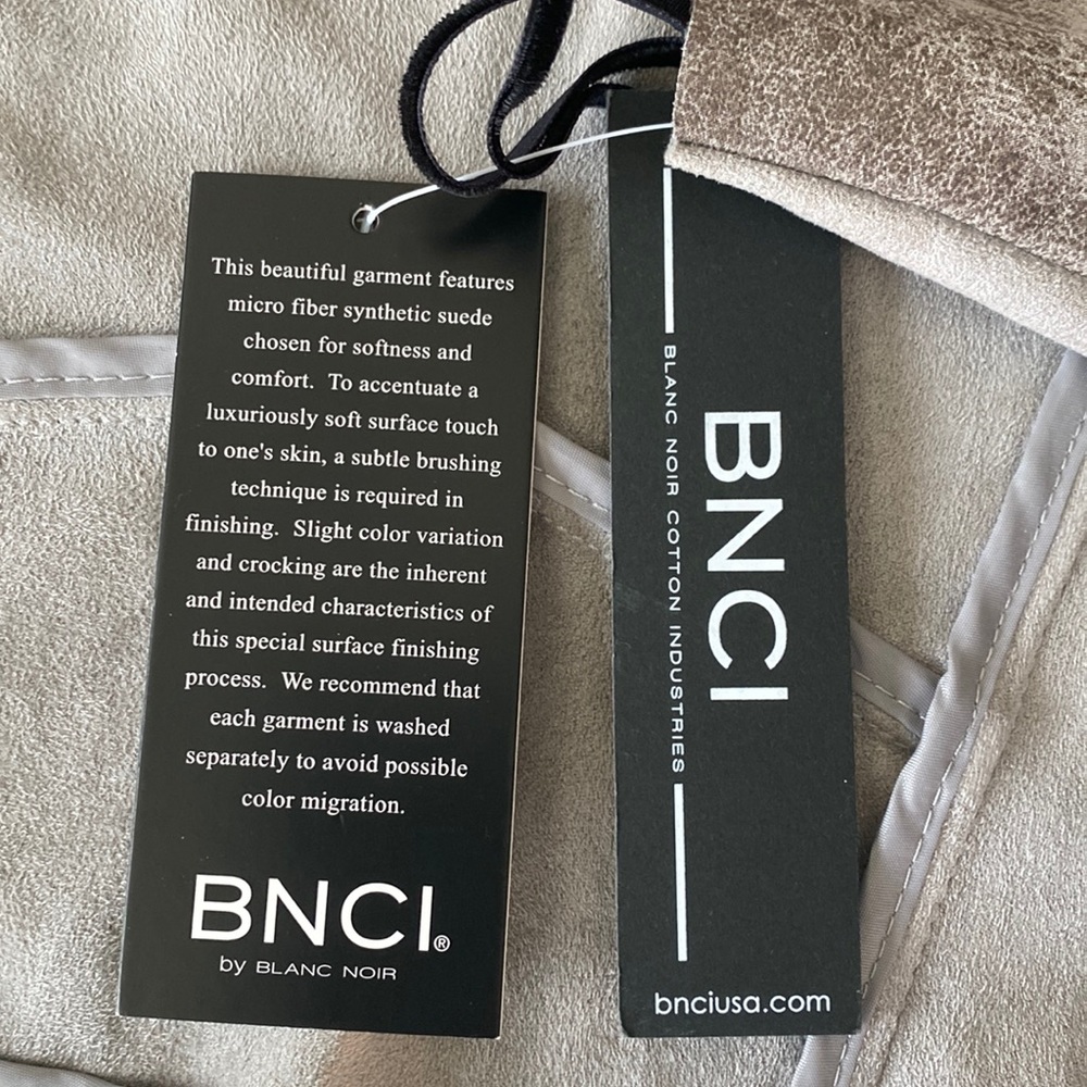 🍁Sold🍁 BNCI by Blanc Noir🍁 Drape front Faux suede Jacket🍁 - Picture 8 of 9